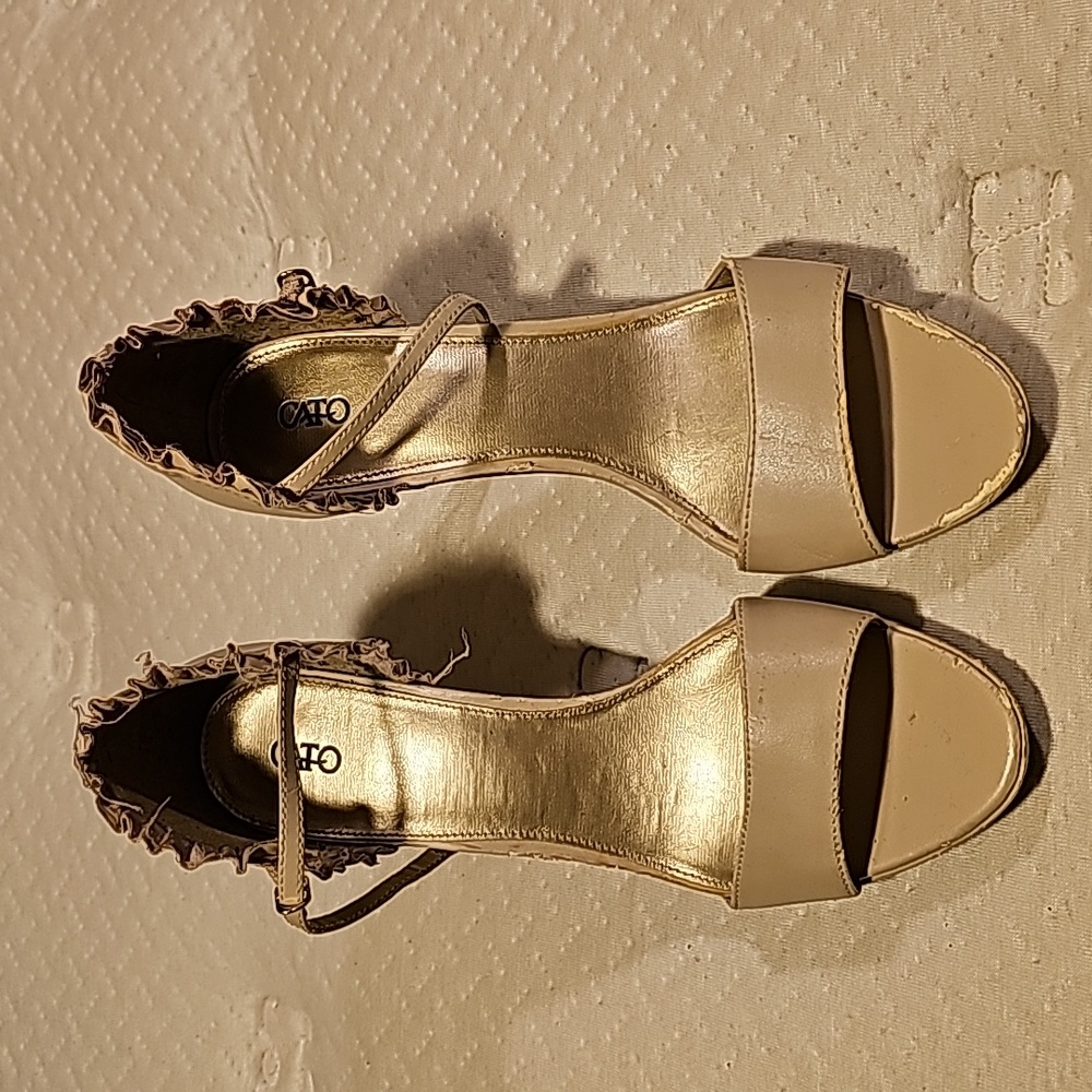 High heel shoes